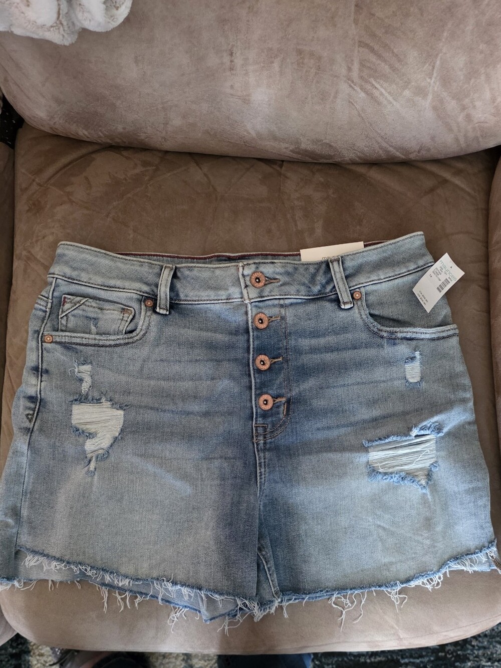Maurices Edgely Light Blue Distressed Denim Shorts - Women's